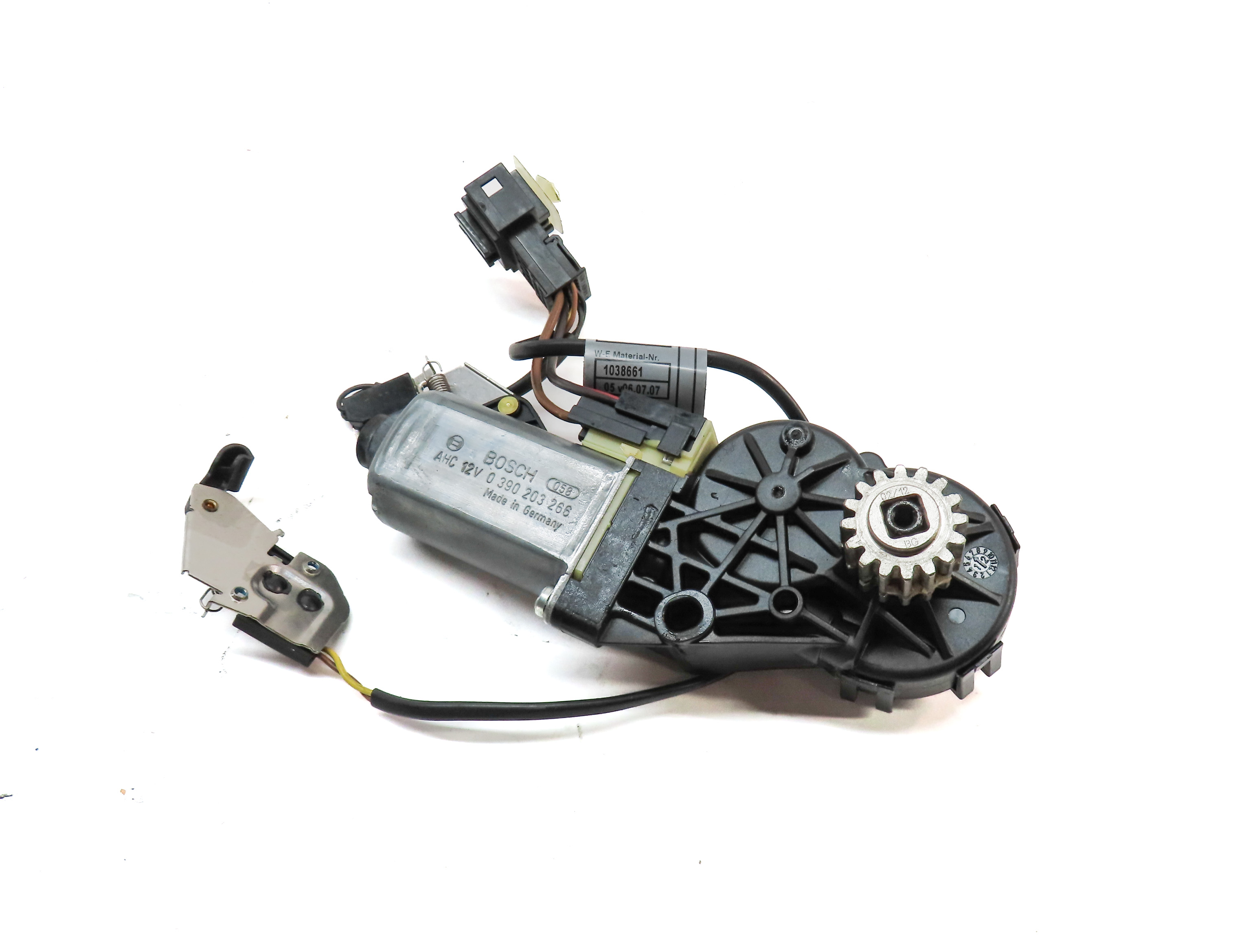 2007-2013 BMW 328i 335i M3 ///M (E93) CONVERTIBLE TOP LATCH MOTOR — exact item pictured